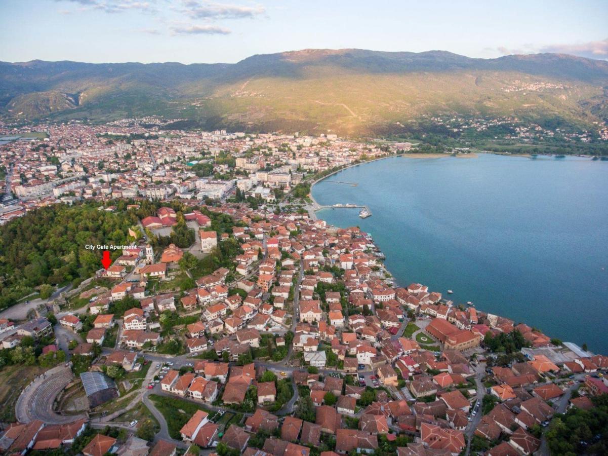 City Gate Apartment Ohrid Exteriör bild
